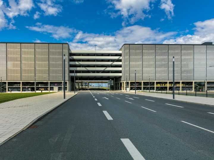 Esplorando la distanza tra Rimini e Ancona: un viaggio emozionante lungo la costa adriatica